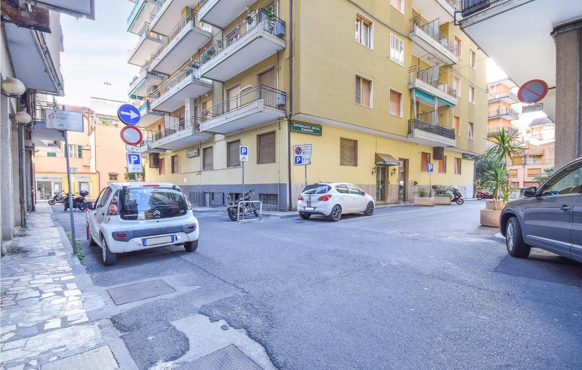 Nice Apartment In Loano With Kitchenette Exterior photo